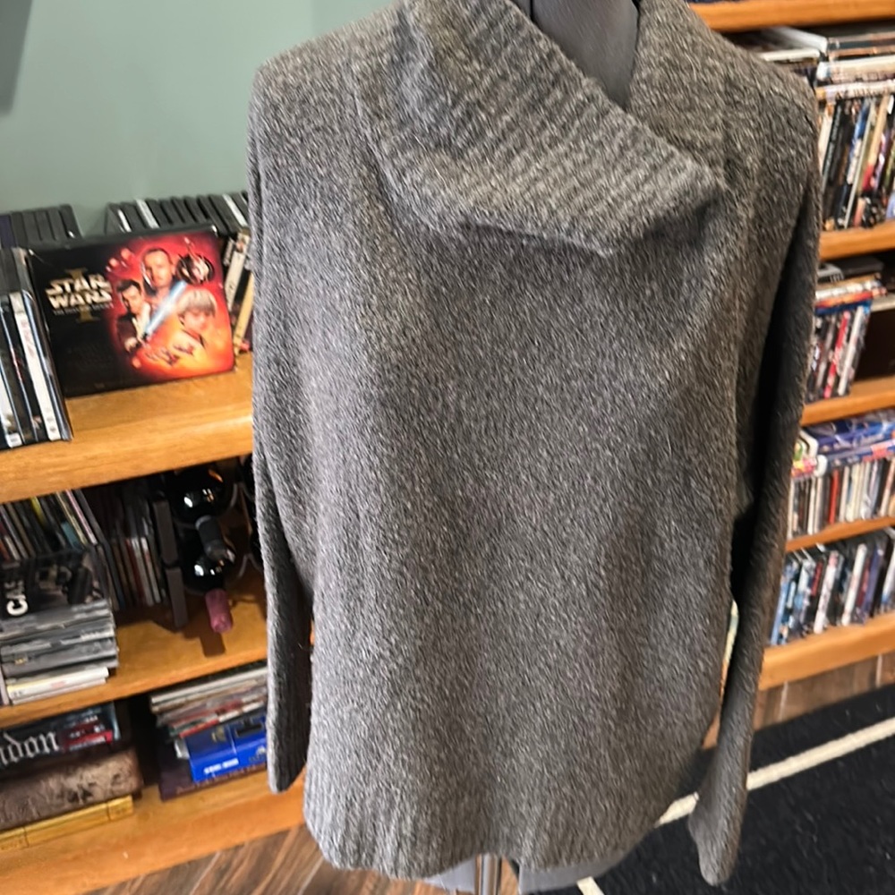 Rachel Zoe boxy grey cowl neck sweater size Large